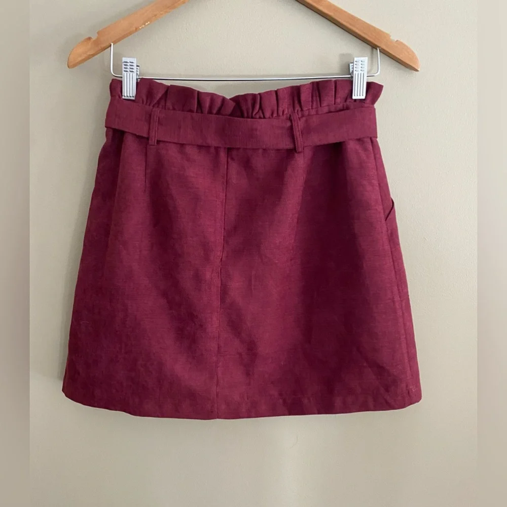 Main Strip: Maroon Skirt With Tie and Zipper